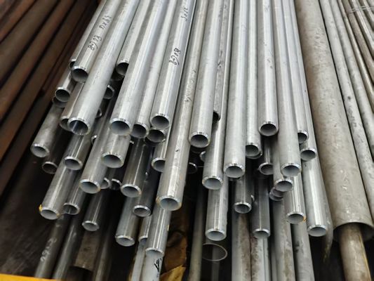 ASTM A192 Черные - окрашенные высоко - давление бесшовные котловые трубы для промышленного использования