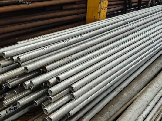 ASTM A192 Черные - окрашенные высоко - давление бесшовные котловые трубы для промышленного использования