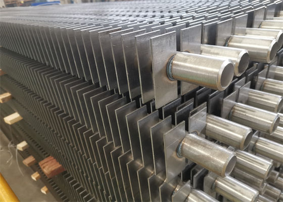 Котел с оребренными трубами типа H с самоочищающимися свойствами, рекуперацией тепла отходящих газов и антиабразивными характеристиками