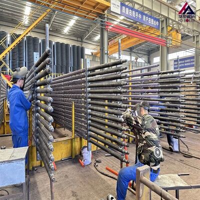 Трубчатый теплообменник с твердым спиральным оребрением, зубчатым оребрением, анти-зольным, из нержавеющей стали